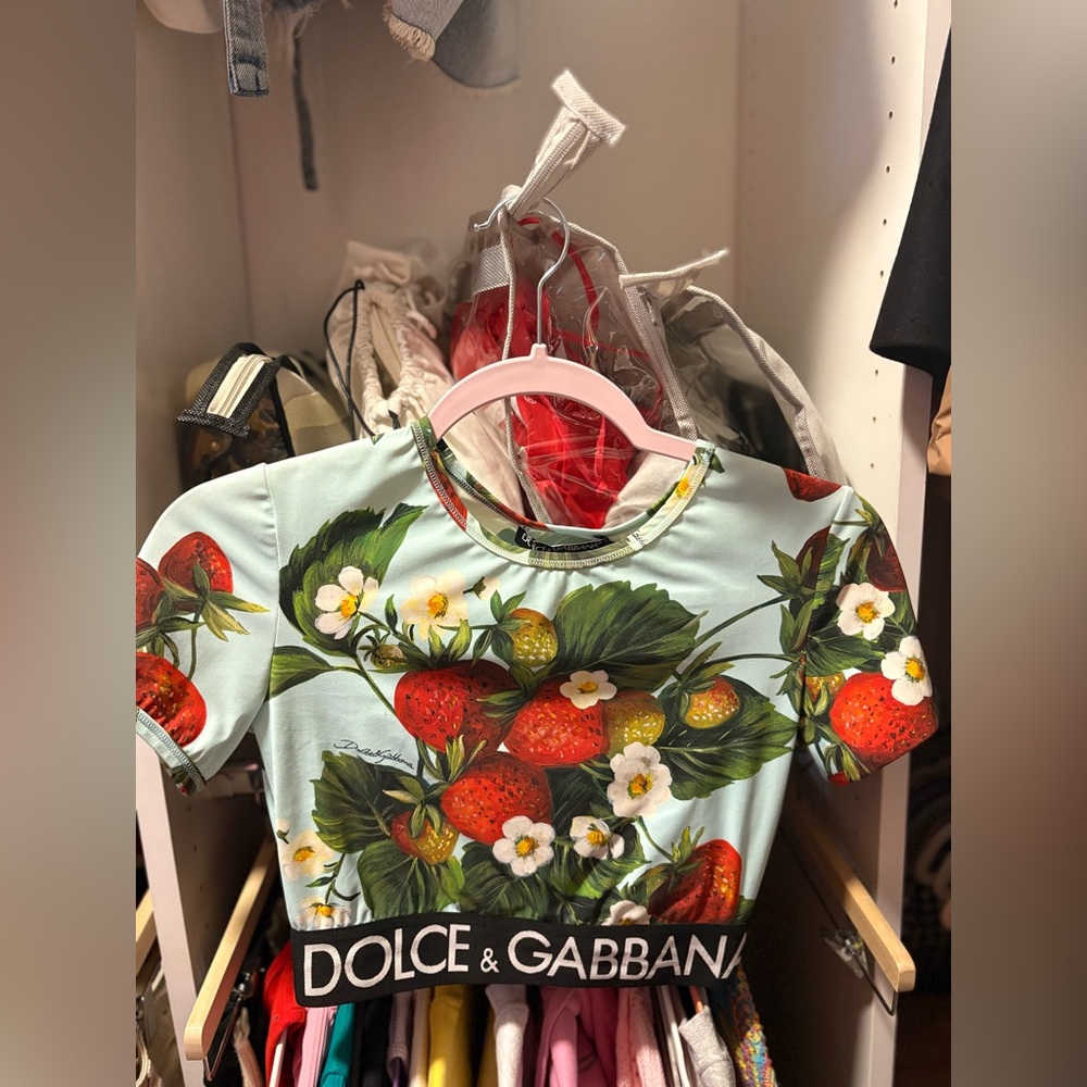 Dolce & Gabbana Strawberry Floral Crop Top - Green and Red